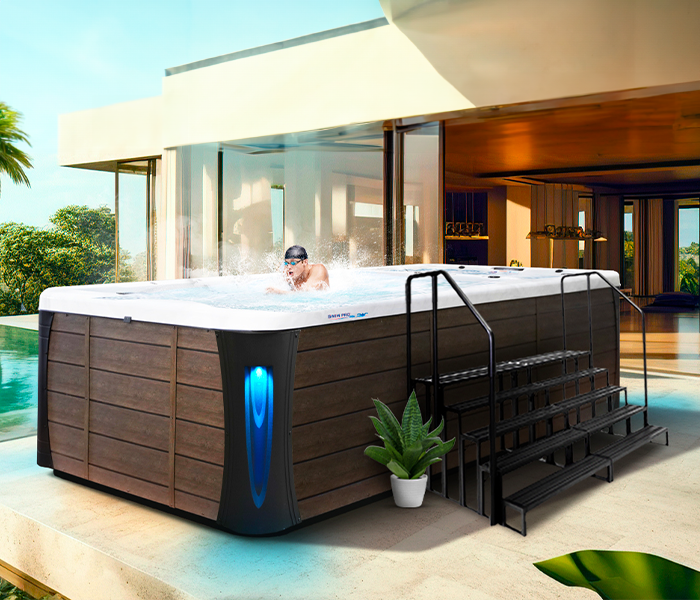 Calspas hot tub being used in a family setting - Fort Lauderdale